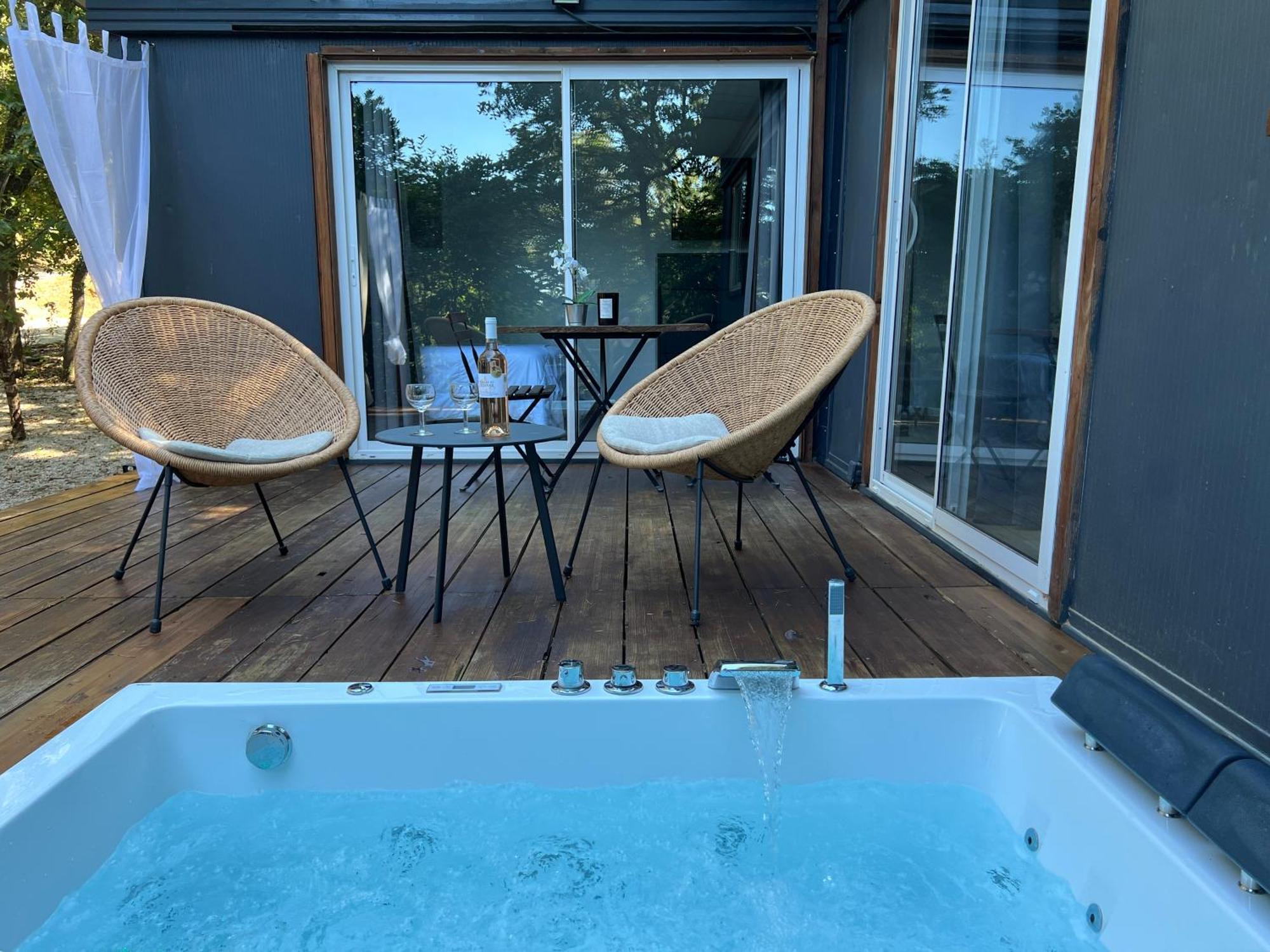 מרויי Superbe Cabane Jacuzzi Jardin Clim Wifi Parking מראה חיצוני תמונה